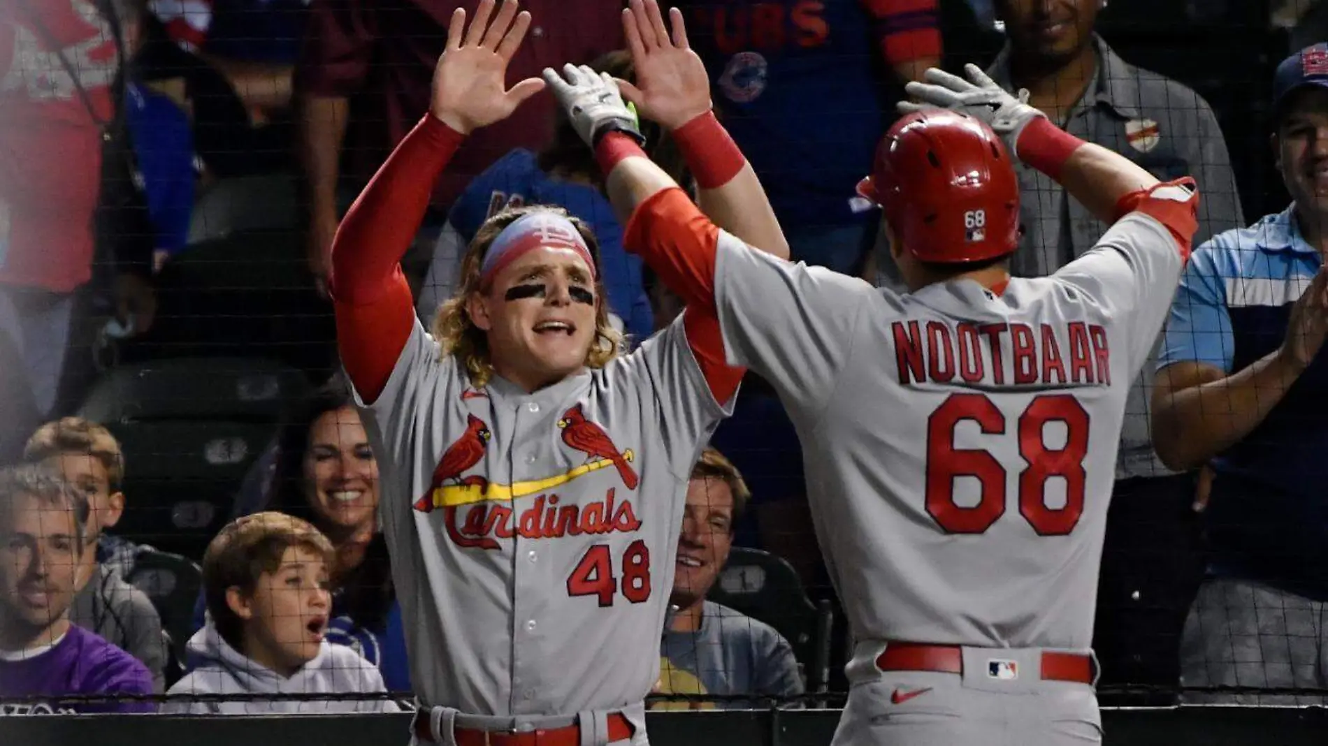 Dos jugadores de los cardenales de san luis